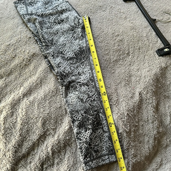 Lululemon Wunder Under Crop Full-on Luxtreme Serigraph Starlight black/m… - Picture 11 of 13